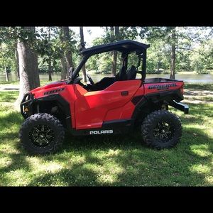 Meet your Posher, Aaron